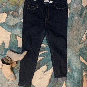 Denim dark wash skinny jeans